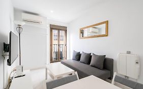Flamenco Style Apartment Palacio Real, La Latina
